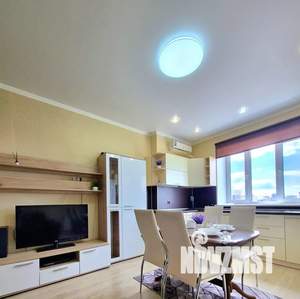 1-к квартира, посуточно, 53м2, 8/19 этаж