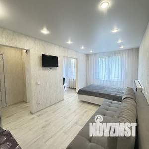 1-к квартира, посуточно, 32м2, 5/16 этаж