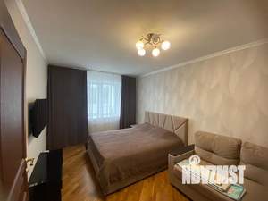 1-к квартира, посуточно, 40м2, 4/10 этаж