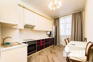 2-к квартира, посуточно, 65м2, 1/1 этаж