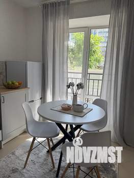 1-к квартира, посуточно, 35м2, 1/10 этаж