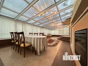 4-к квартира, на длительный срок, 230м2, 2/5 этаж