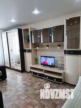1-к квартира, посуточно, 32м2, 6/9 этаж