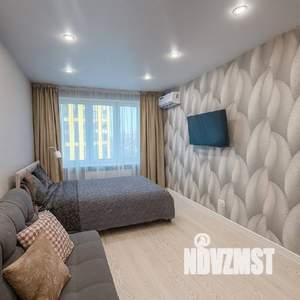 1-к квартира, посуточно, 35м2, 17/25 этаж