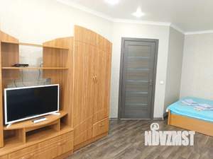 1-к квартира, посуточно, 40м2, 4/10 этаж