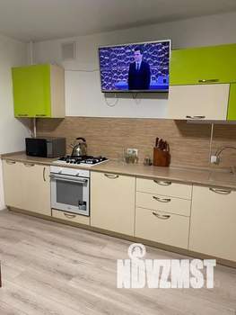 1-к квартира, посуточно, 40м2, 7/10 этаж