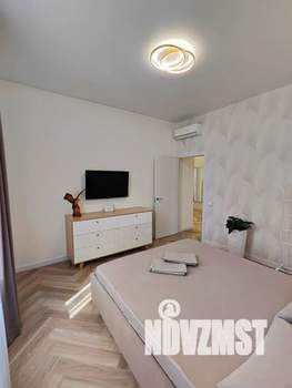 2-к квартира, посуточно, 75м2, 4/16 этаж