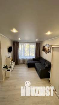 1-к квартира, посуточно, 33м2, 3/5 этаж