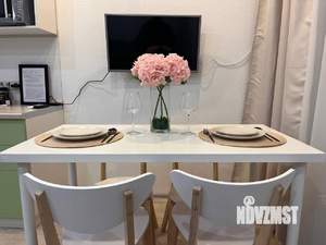 Студия квартира, посуточно, 30м2, 7/24 этаж