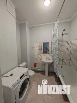 1-к квартира, посуточно, 38м2, 6/18 этаж