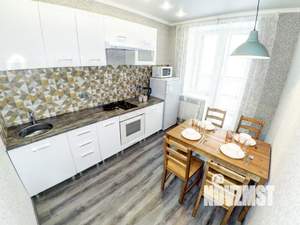 1-к квартира, посуточно, 40м2, 6/8 этаж
