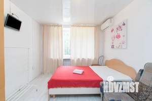 Студия квартира, посуточно, 20м2, 1/5 этаж