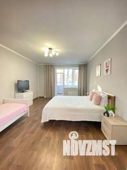 1-к квартира, посуточно, 50м2, 3/9 этаж