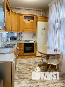 3-к квартира, посуточно, 78м2, 4/5 этаж