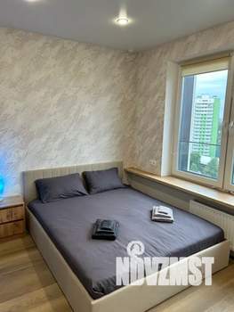 Студия квартира, посуточно, 30м2, 18/19 этаж