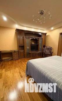 3-к квартира, посуточно, 131м2, 1/1 этаж