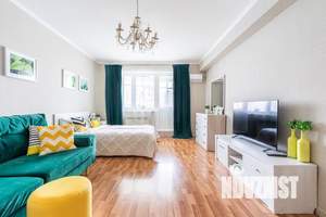 1-к квартира, посуточно, 56м2, 3/5 этаж