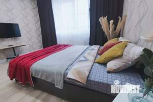 1-к квартира, посуточно, 38м2, 15/18 этаж