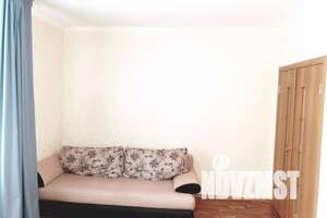 1-к квартира, посуточно, 44м2, 7/10 этаж