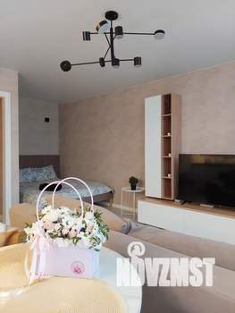 Студия квартира, посуточно, 32м2, 24/25 этаж