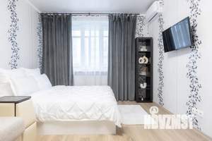 1-к квартира, посуточно, 47м2, 1/10 этаж