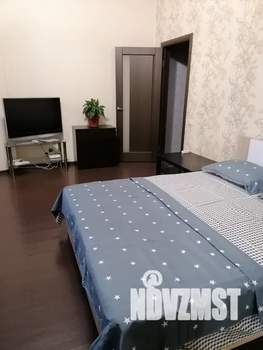 1-к квартира, посуточно, 54м2, 4/10 этаж