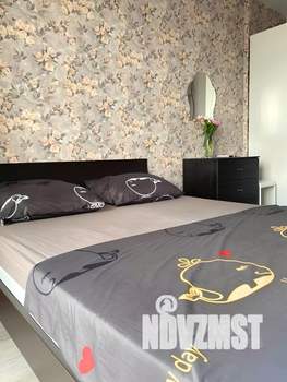 1-к квартира, посуточно, 42м2, 1/1 этаж