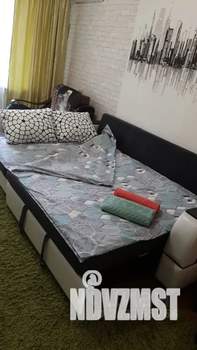 1-к квартира, посуточно, 33м2, 4/5 этаж