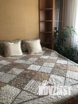 1-к квартира, посуточно, 35м2, 8/10 этаж