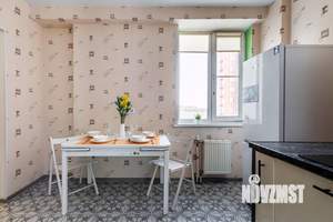 2-к квартира, посуточно, 63м2, 1/1 этаж