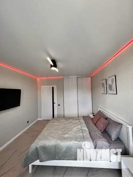 1-к квартира, посуточно, 42м2, 17/19 этаж