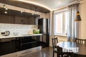 2-к квартира, посуточно, 80м2, 1/1 этаж