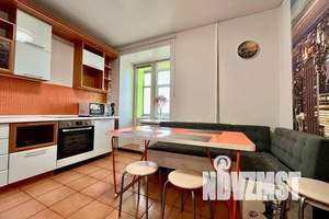 1-к квартира, посуточно, 46м2, 4/10 этаж