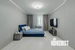 1-к квартира, посуточно, 40м2, 2/10 этаж