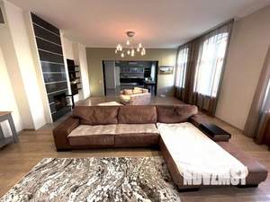 1-к квартира, посуточно, 244м2, 1/1 этаж