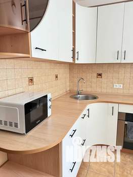 1-к квартира, посуточно, 42м2, 2/4 этаж