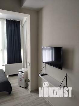 Студия квартира, посуточно, 23м2, 2/13 этаж