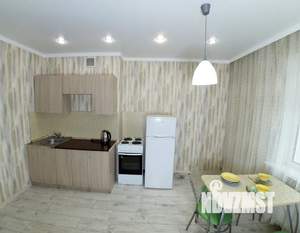 1-к квартира, посуточно, 40м2, 15/19 этаж