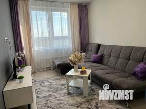 1-к квартира, посуточно, 37м2, 8/10 этаж