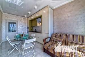 2-к квартира, посуточно, 64м2, 1/1 этаж