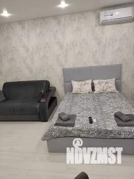 Студия квартира, посуточно, 32м2, 20/24 этаж