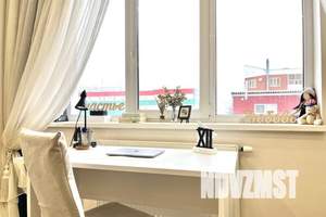 1-к квартира, посуточно, 49м2, 2/13 этаж