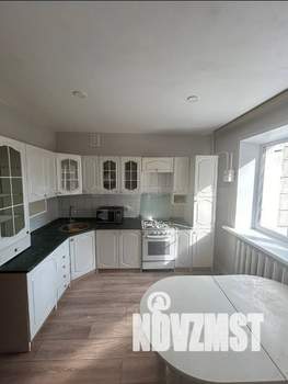 4-к квартира, на длительный срок, 120м2, 3/6 этаж