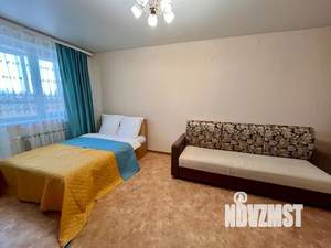 1-к квартира, посуточно, 39м2, 3/18 этаж