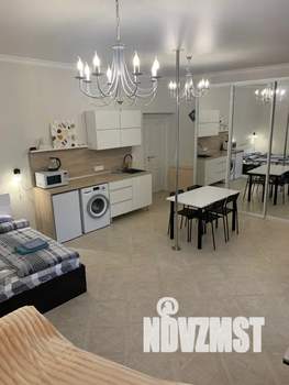 Студия квартира, посуточно, 40м2, 1/6 этаж