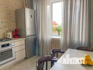 1-к квартира, посуточно, 58м2, 1/1 этаж