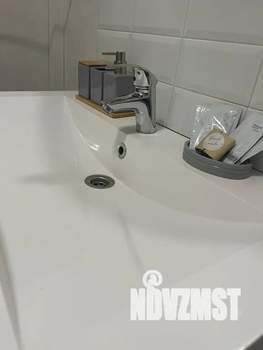 Студия квартира, посуточно, 37м2, 18/21 этаж