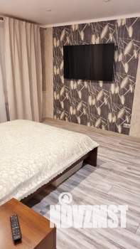 1-к квартира, посуточно, 38м2, 8/9 этаж