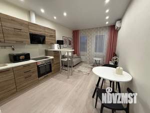 1-к квартира, посуточно, 38м2, 8/19 этаж