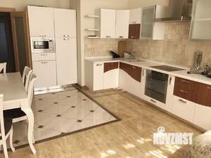 3-к квартира, на длительный срок, 150м2, 4/8 этаж